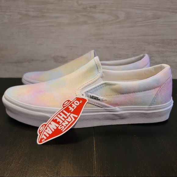 Vans Classic Slip-On Shoes main image 7